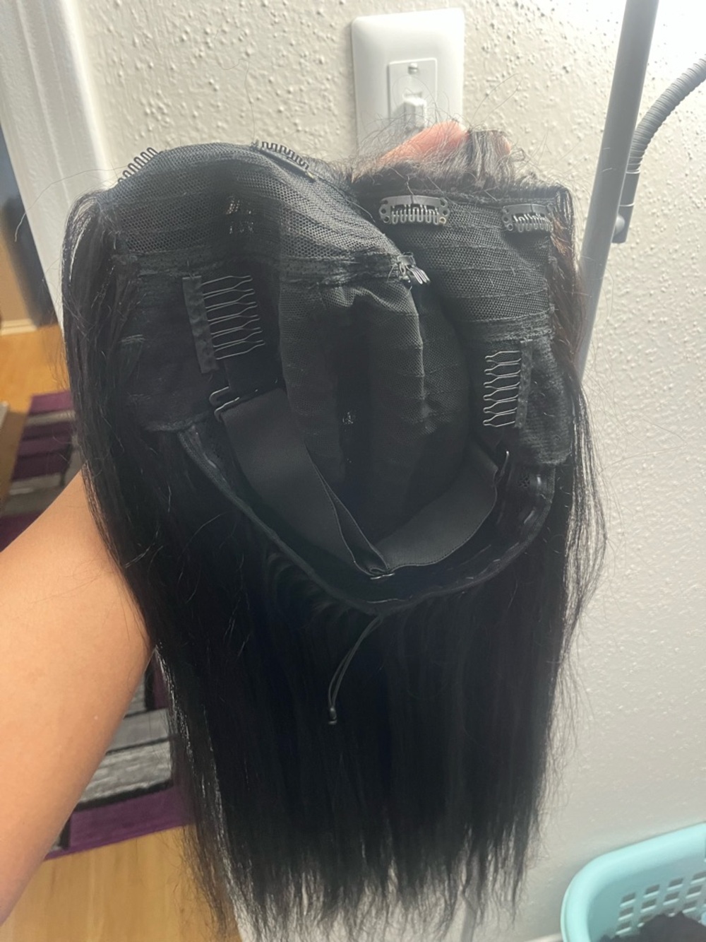 UNICE Black Long Yaki Straight V-Part Wig — 20 Inch - Picture 6 of 7